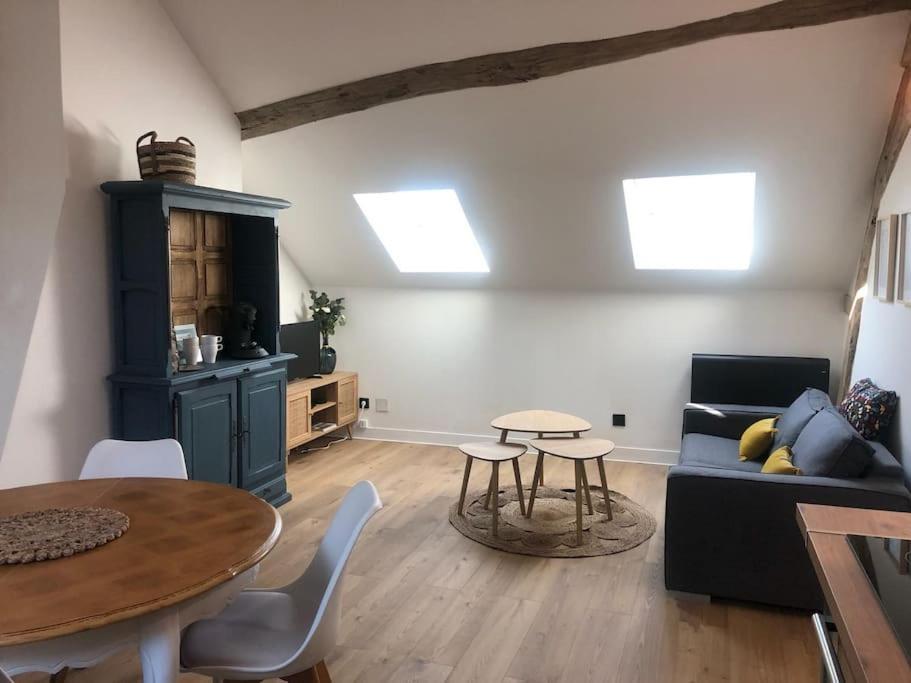 Ferienwohnung Le Domremy F2 Au Coeur D'Orléans Exterior foto