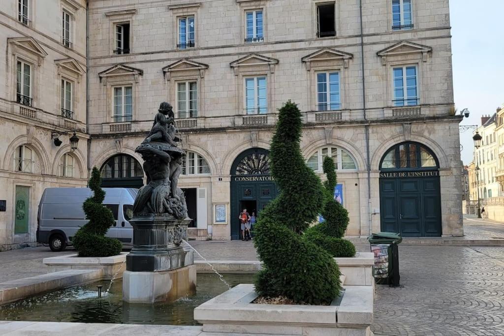 Ferienwohnung Le Domremy F2 Au Coeur D'Orléans Exterior foto