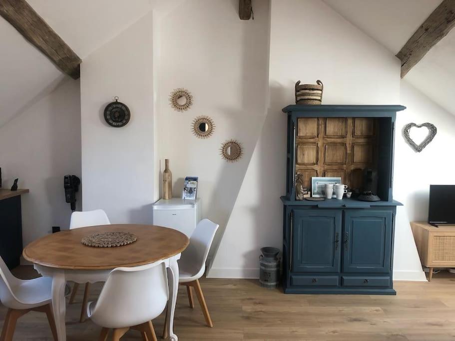 Ferienwohnung Le Domremy F2 Au Coeur D'Orléans Exterior foto